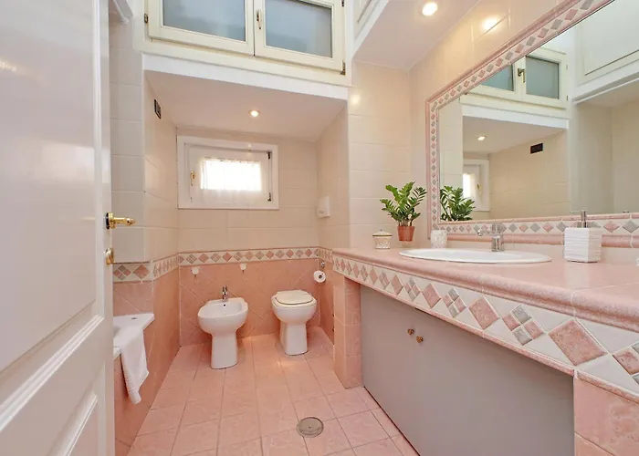 Apartamento A 10 Minuti Da Fontana Di Trevi - Casa Signorile Roma