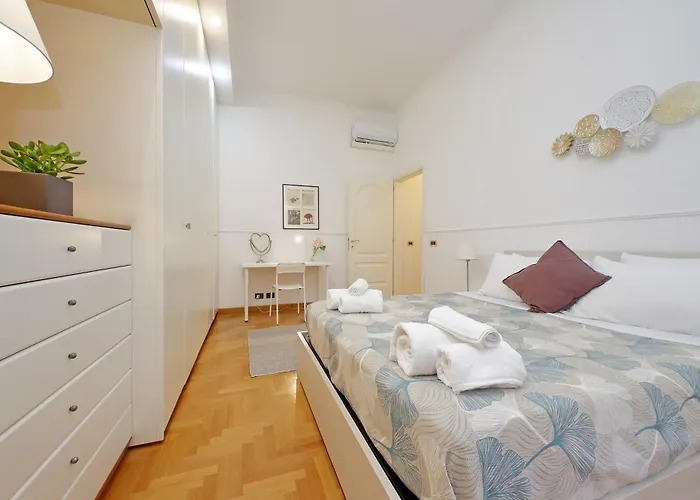 Apartamento A 10 Minuti Da Fontana Di Trevi - Casa Signorile *