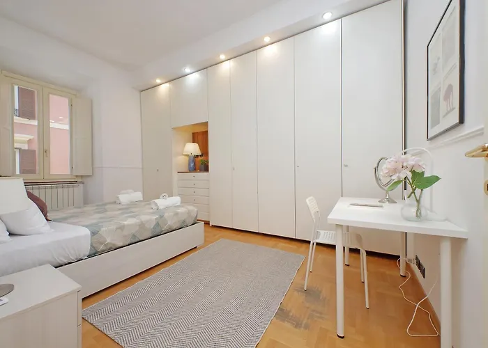 A 10 Minuti Da Fontana Di Trevi - Casa Signorile Apartamento